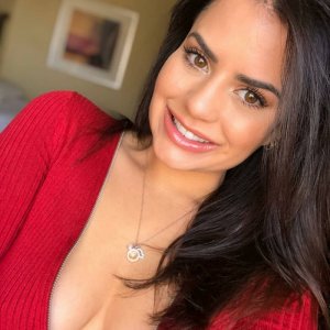 Siham escort in Kennewick and sex contacts